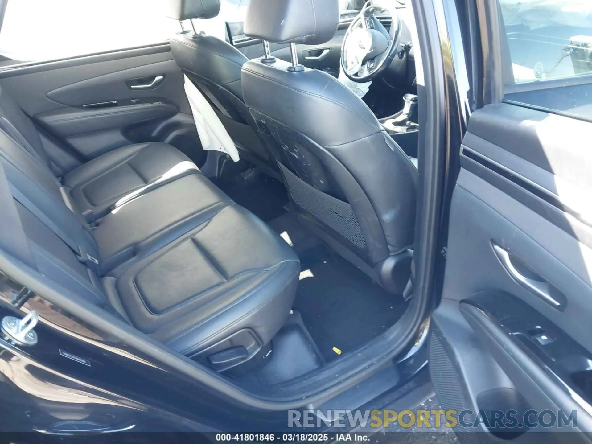 8 Photograph of a damaged car 5NMJCCAE8NH017885 HYUNDAI TUCSON 2022