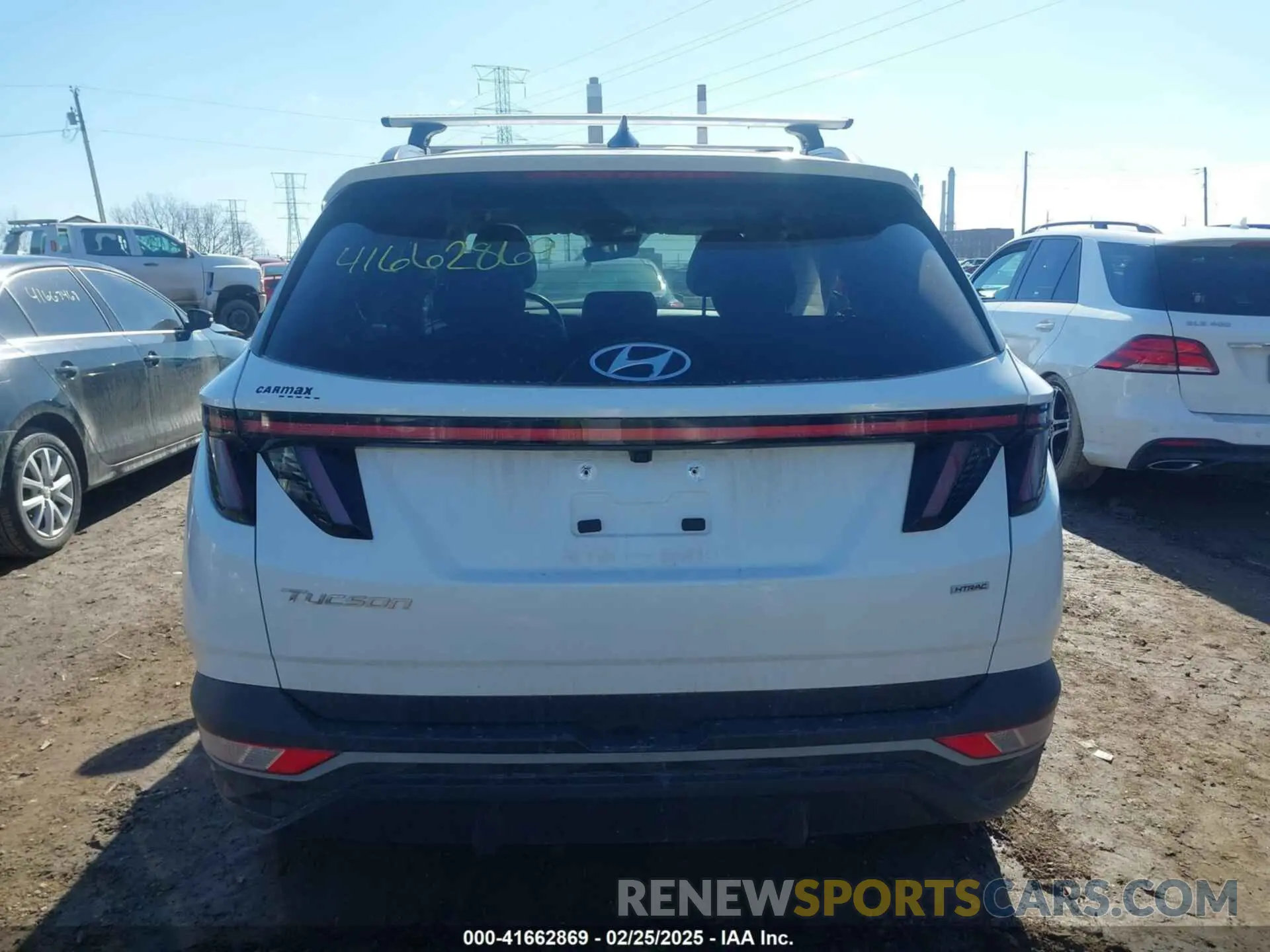 16 Photograph of a damaged car 5NMJCCAE8NH042107 HYUNDAI TUCSON 2022