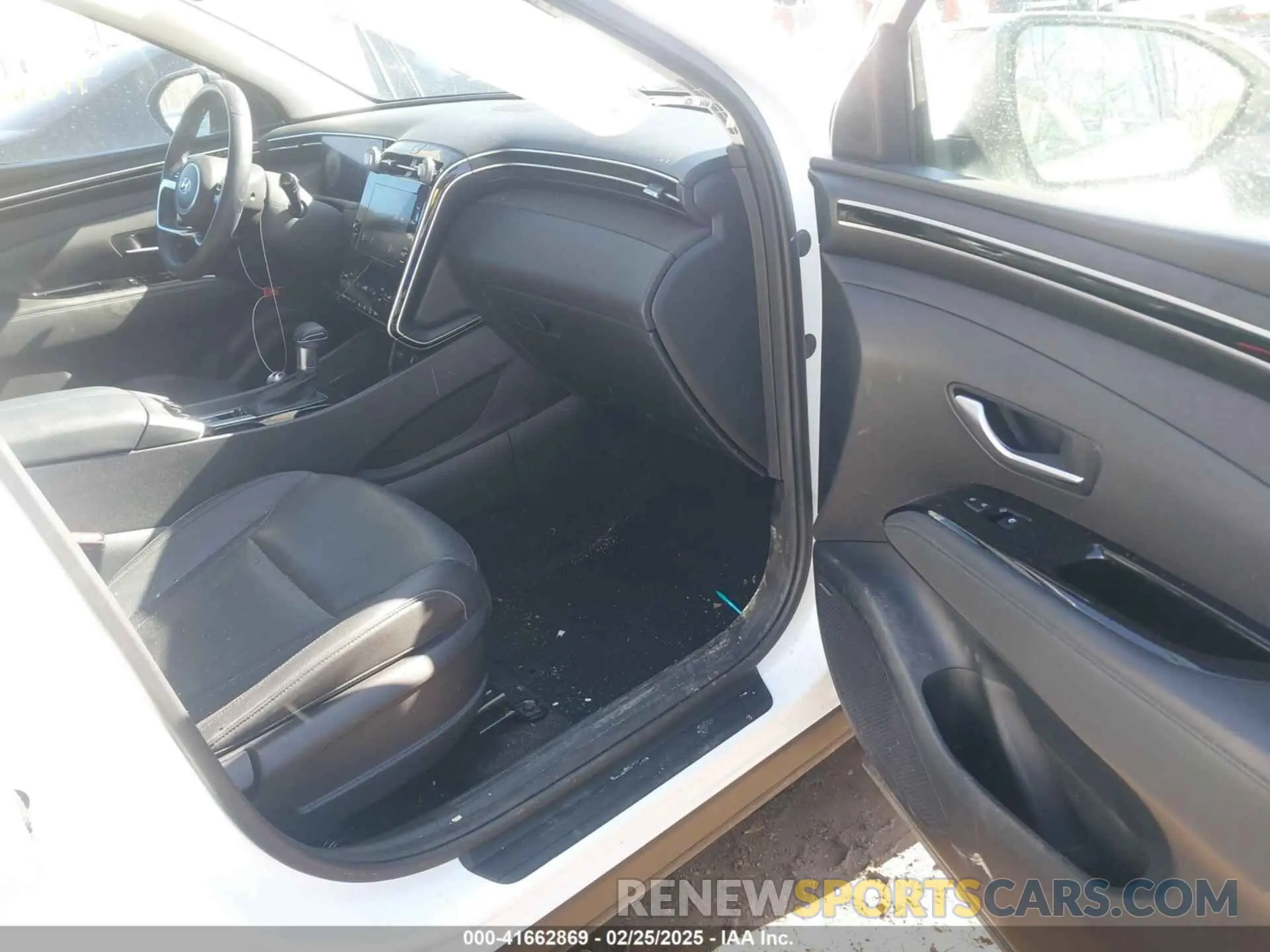 5 Photograph of a damaged car 5NMJCCAE8NH042107 HYUNDAI TUCSON 2022