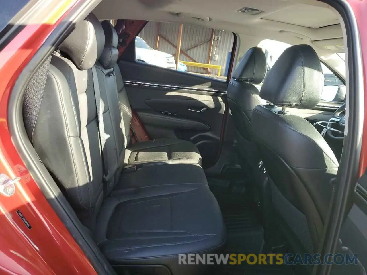 11 Photograph of a damaged car 5NMJCCAE9NH154690 HYUNDAI TUCSON 2022