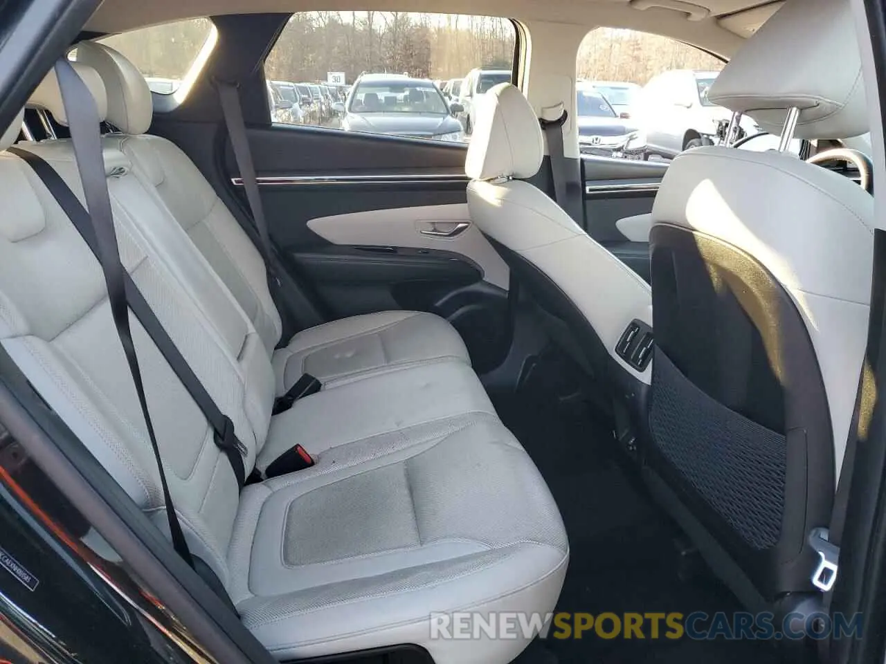 12 Photograph of a damaged car 5NMJCCAEXNH003583 HYUNDAI TUCSON 2022