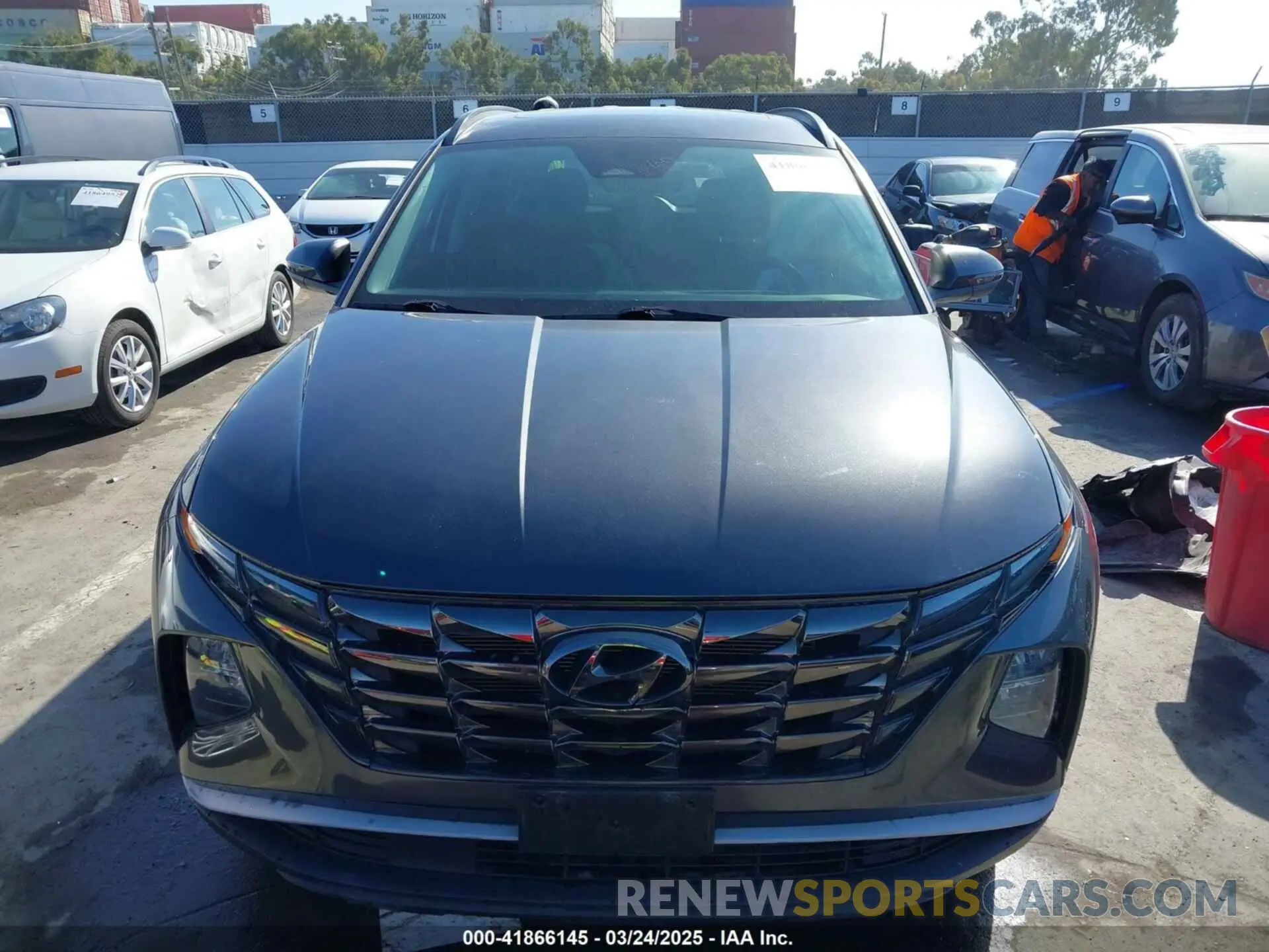 11 Photograph of a damaged car 5NMJCCAEXNH061242 HYUNDAI TUCSON 2022