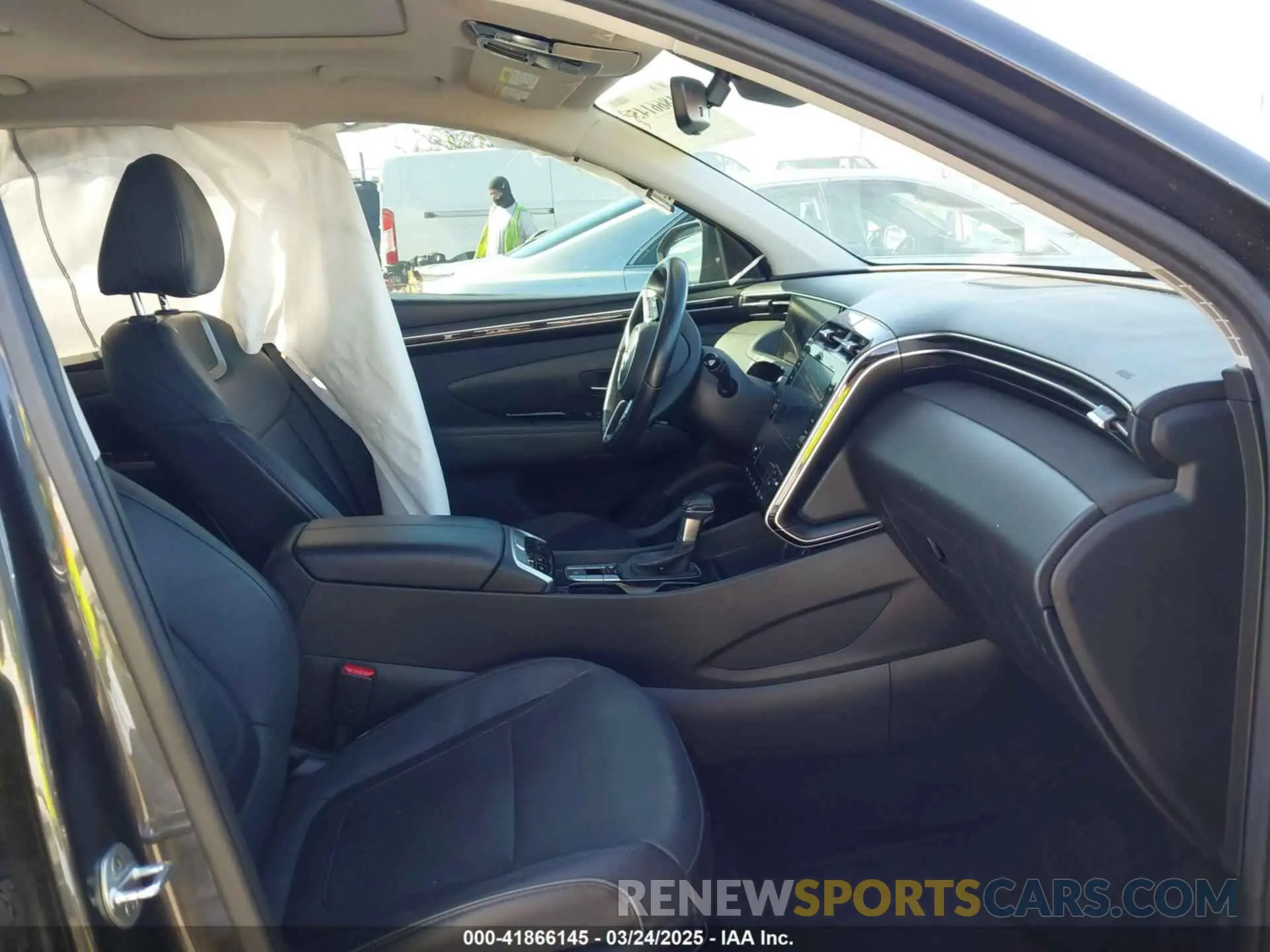 5 Photograph of a damaged car 5NMJCCAEXNH061242 HYUNDAI TUCSON 2022