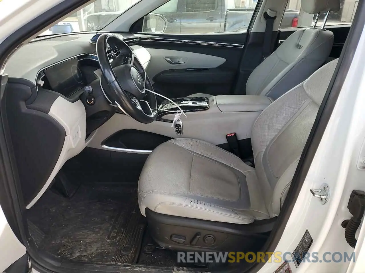 7 Photograph of a damaged car 5NMJE3AE0NH120258 HYUNDAI TUCSON 2022