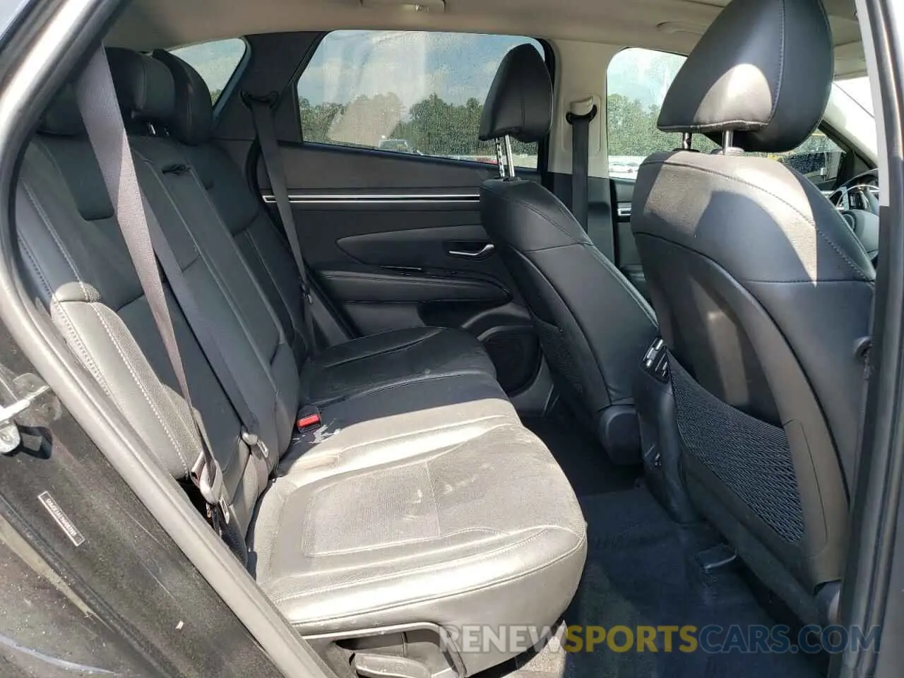 11 Photograph of a damaged car 5NMJE3AE1NH082989 HYUNDAI TUCSON 2022