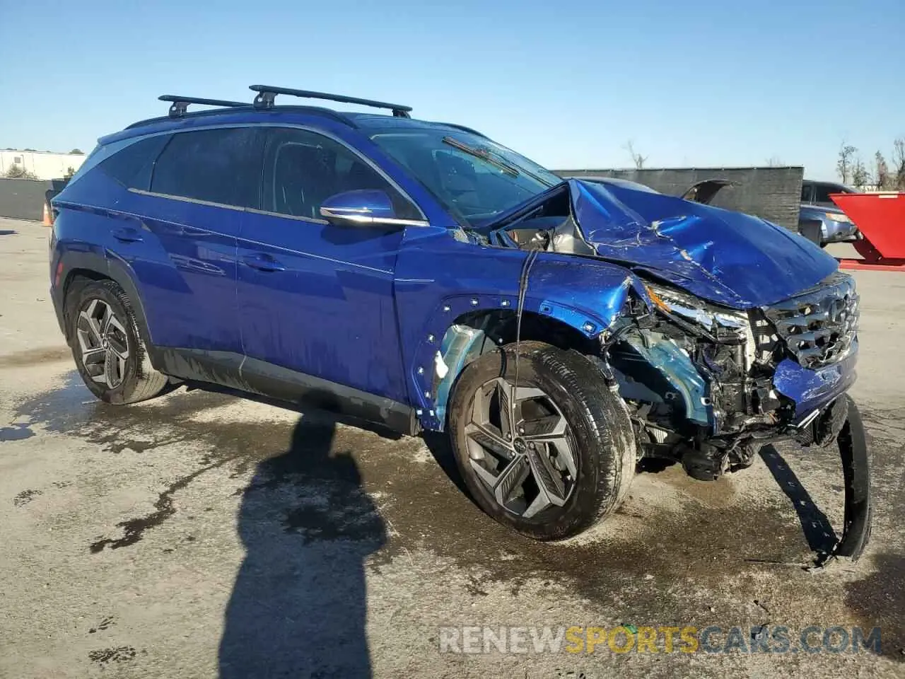 4 Photograph of a damaged car 5NMJE3AE1NH095242 HYUNDAI TUCSON 2022