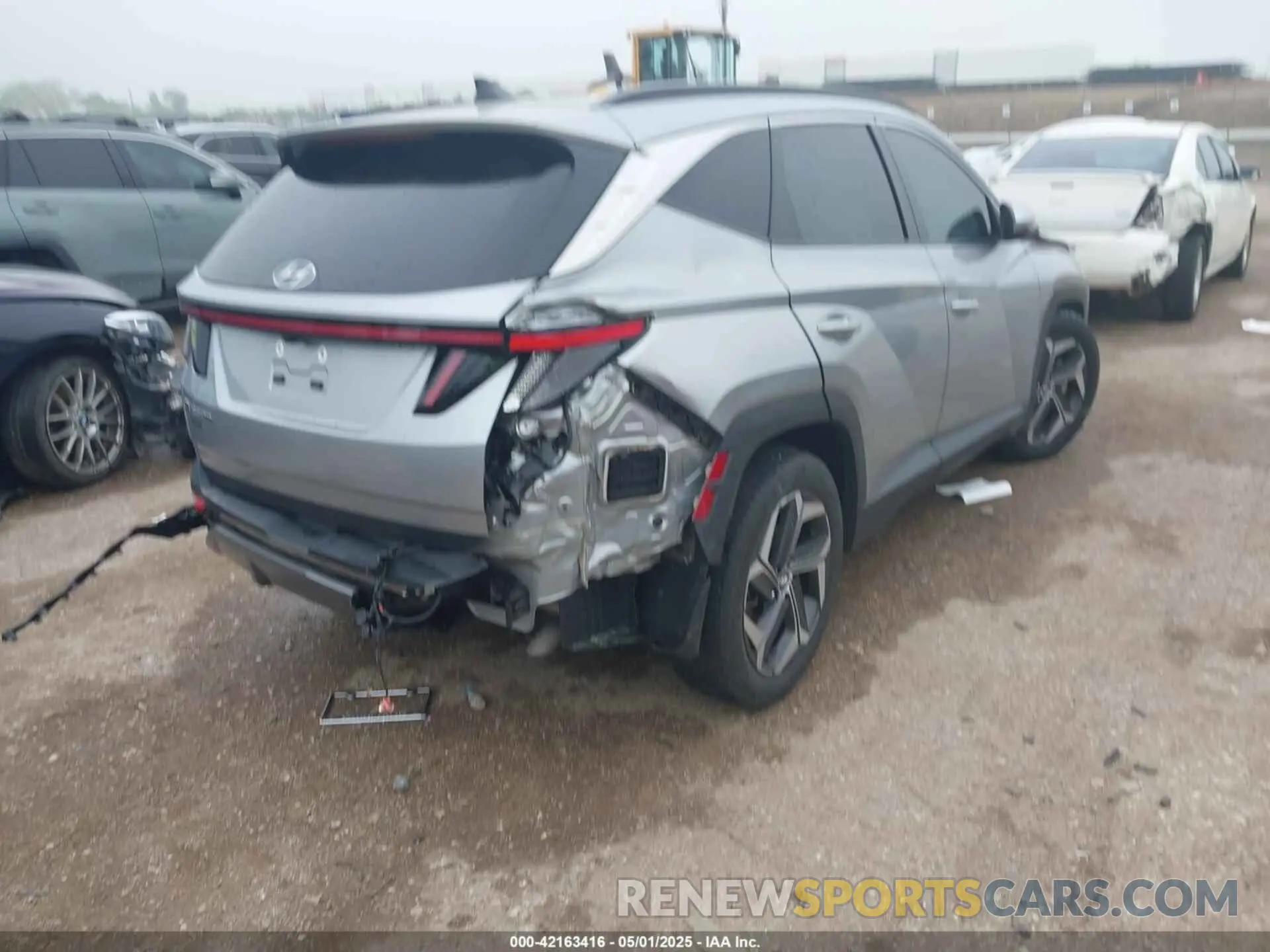 4 Photograph of a damaged car 5NMJE3AE1NH109866 HYUNDAI TUCSON 2022