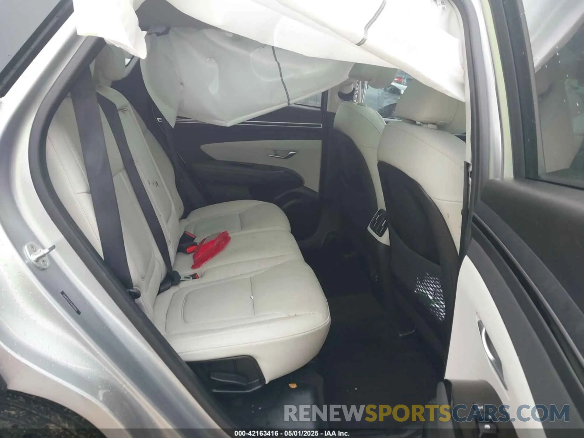 8 Photograph of a damaged car 5NMJE3AE1NH109866 HYUNDAI TUCSON 2022