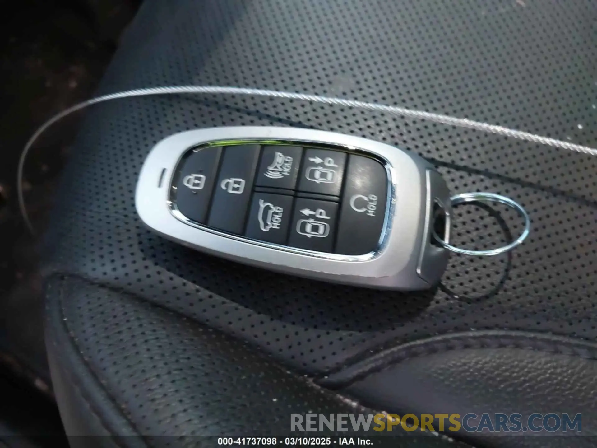 11 Photograph of a damaged car 5NMJE3AE1NH133360 HYUNDAI TUCSON 2022