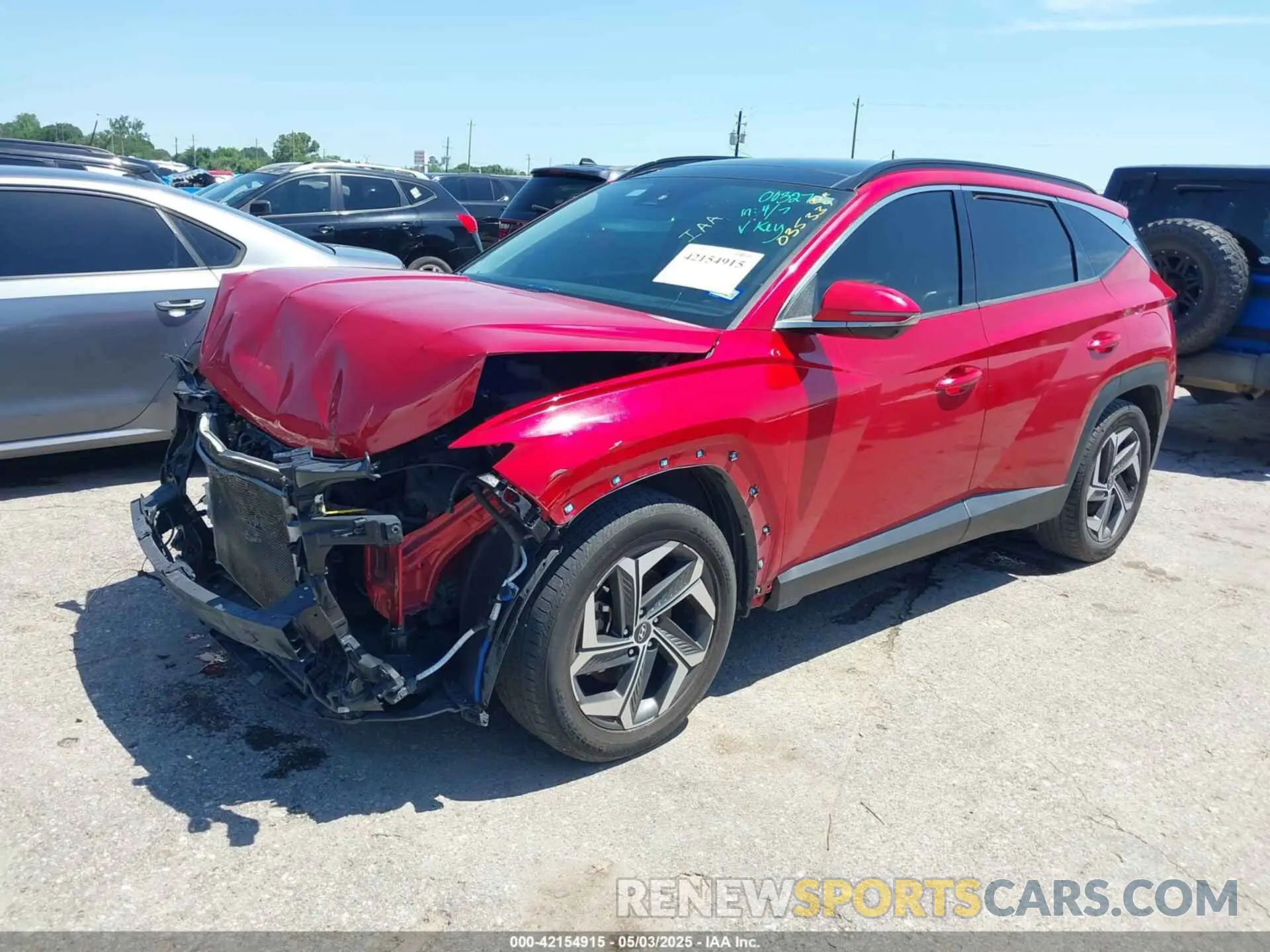 2 Photograph of a damaged car 5NMJE3AE2NH035339 HYUNDAI TUCSON 2022