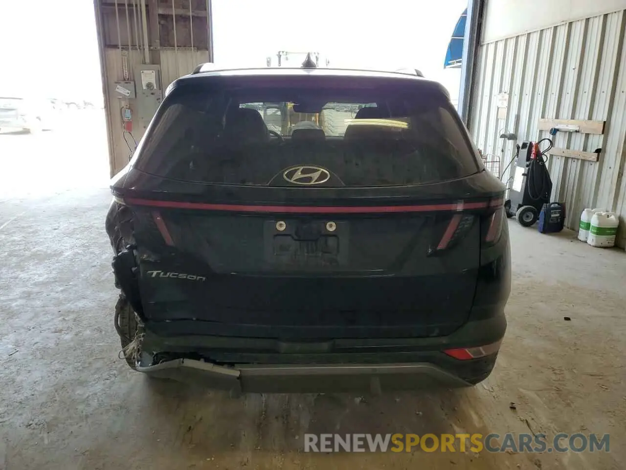 6 Photograph of a damaged car 5NMJE3AE4NH013021 HYUNDAI TUCSON 2022