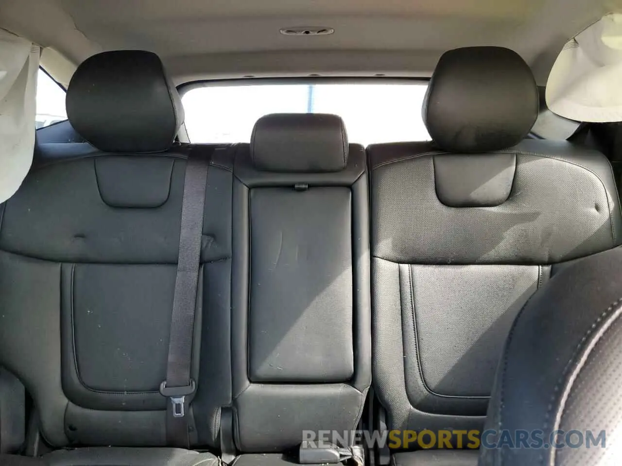 10 Photograph of a damaged car 5NMJE3AE5NH110308 HYUNDAI TUCSON 2022