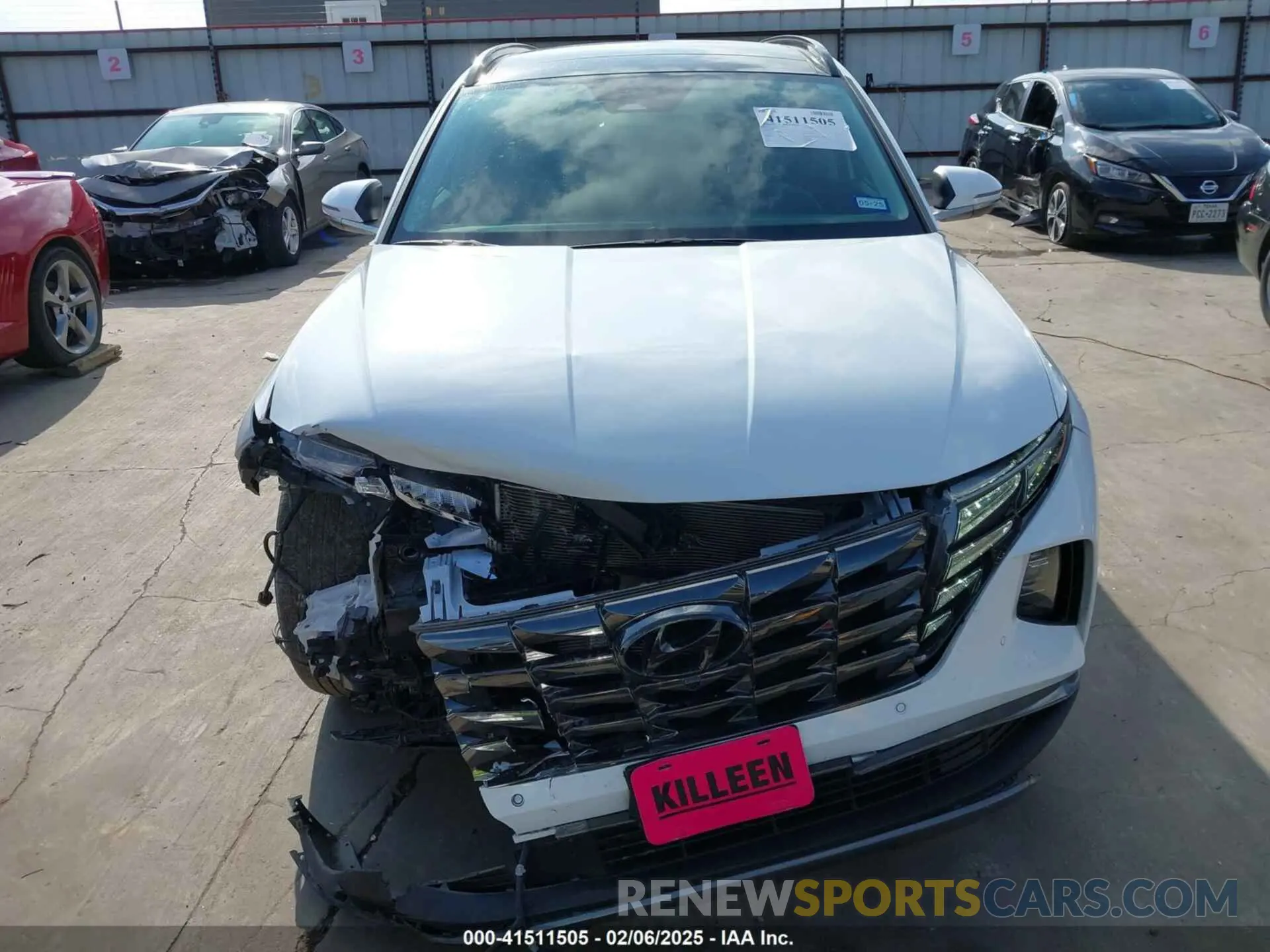 6 Photograph of a damaged car 5NMJE3AE5NH140327 HYUNDAI TUCSON 2022