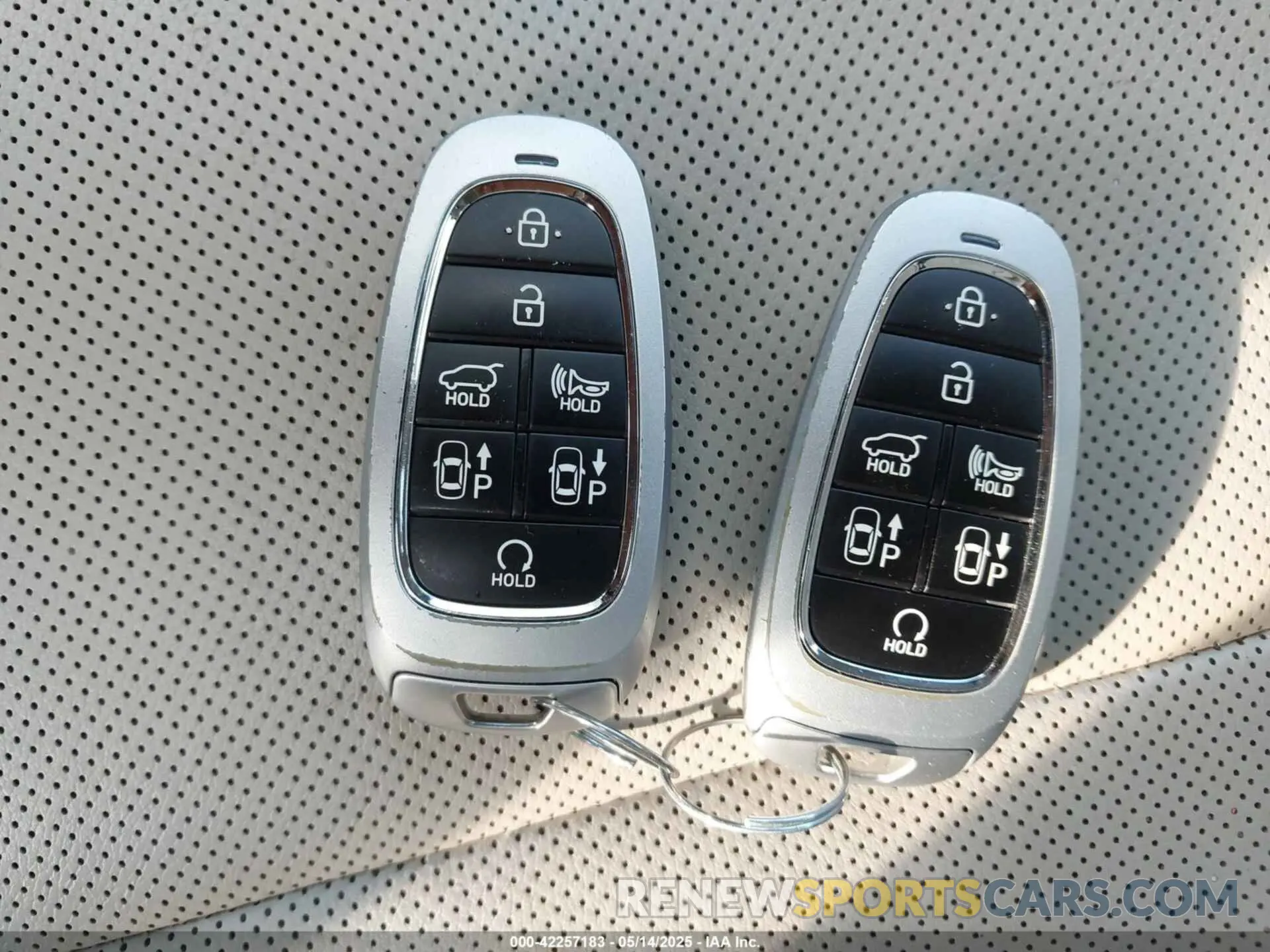 11 Photograph of a damaged car 5NMJE3AE5NH157922 HYUNDAI TUCSON 2022