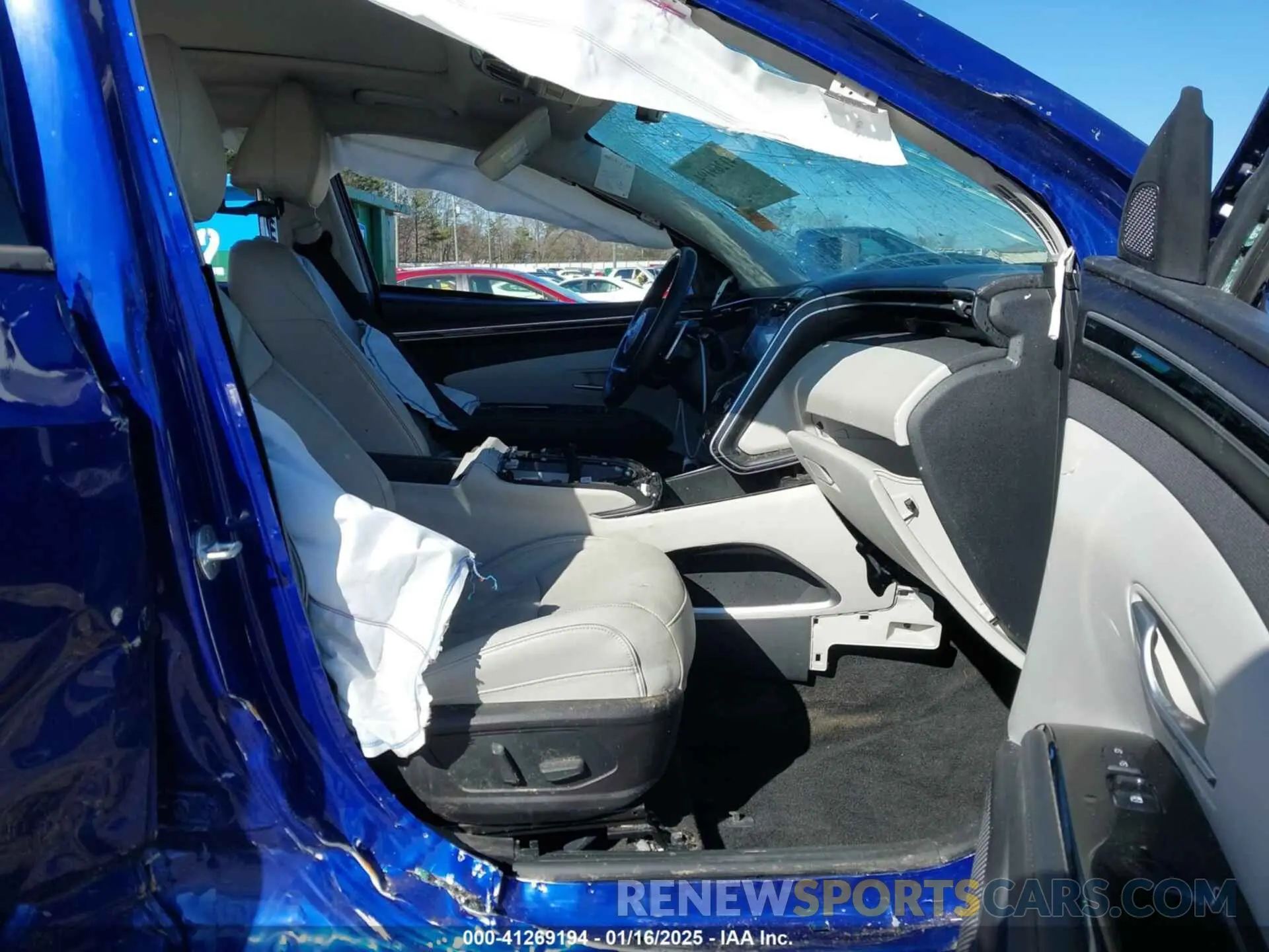 5 Photograph of a damaged car 5NMJE3AE7NH014955 HYUNDAI TUCSON 2022