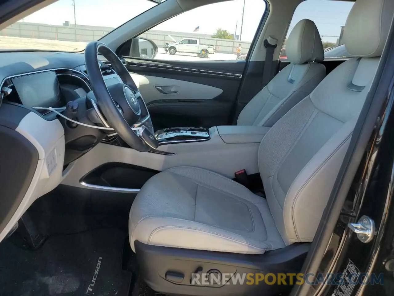 7 Photograph of a damaged car 5NMJE3AEXNH143921 HYUNDAI TUCSON 2022