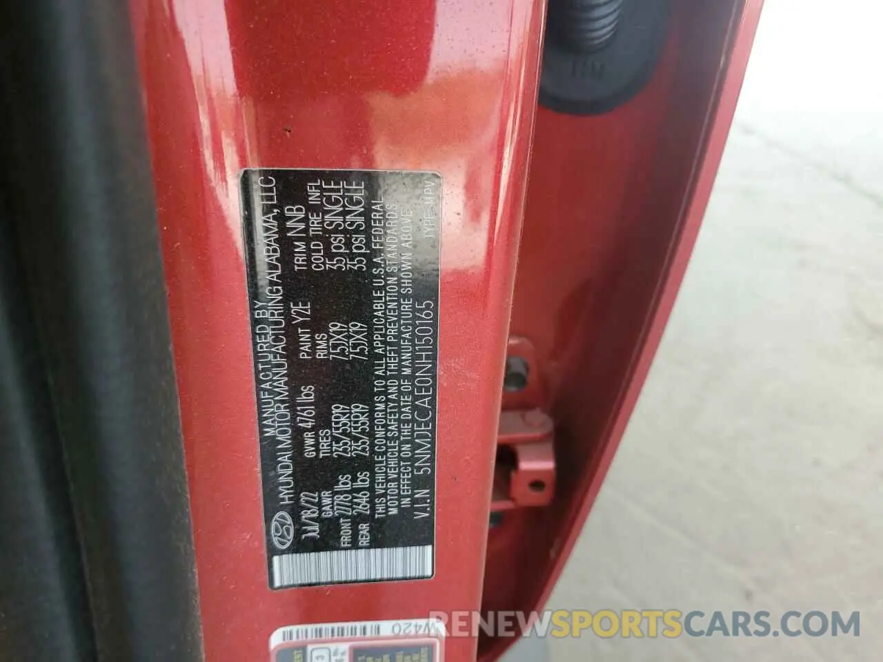 13 Photograph of a damaged car 5NMJECAE0NH150165 HYUNDAI TUCSON 2022
