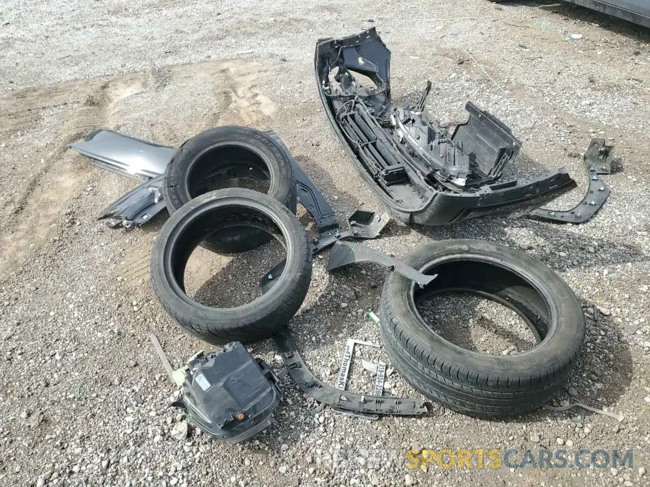 12 Photograph of a damaged car 5NMJECAE1NH033744 HYUNDAI TUCSON 2022
