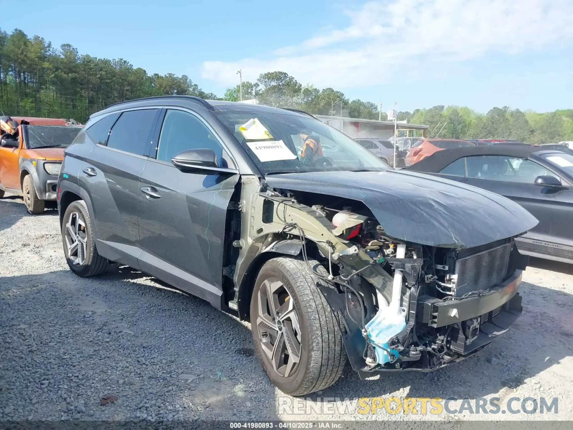13 Photograph of a damaged car 5NMJECAE1NH096892 HYUNDAI TUCSON 2022