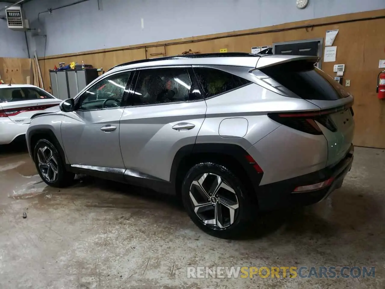 2 Photograph of a damaged car 5NMJECAE1NH101704 HYUNDAI TUCSON 2022