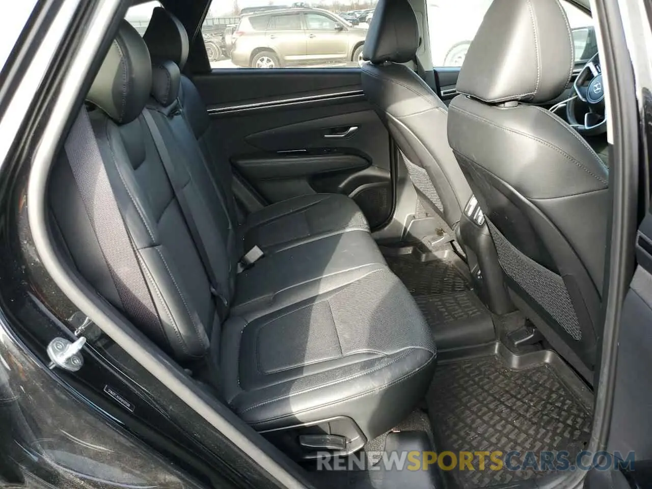 11 Photograph of a damaged car 5NMJECAE4NH139508 HYUNDAI TUCSON 2022