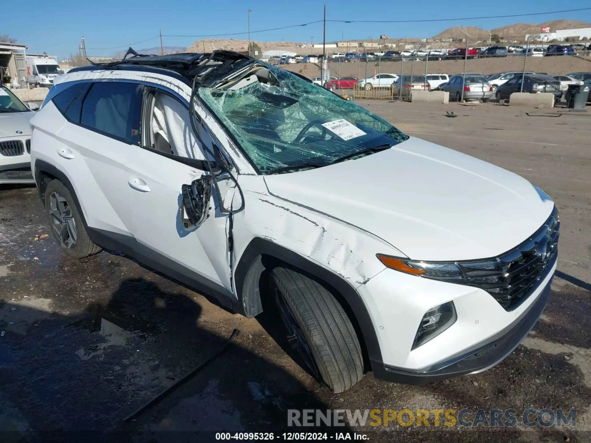 12 Photograph of a damaged car 5NMJECAE5NH027087 HYUNDAI TUCSON 2022