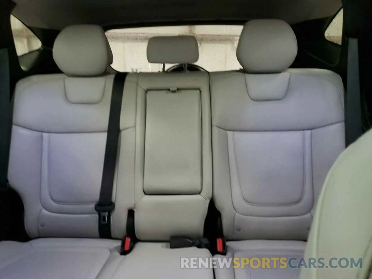 10 Photograph of a damaged car 5NMJECAE5NH074166 HYUNDAI TUCSON 2022