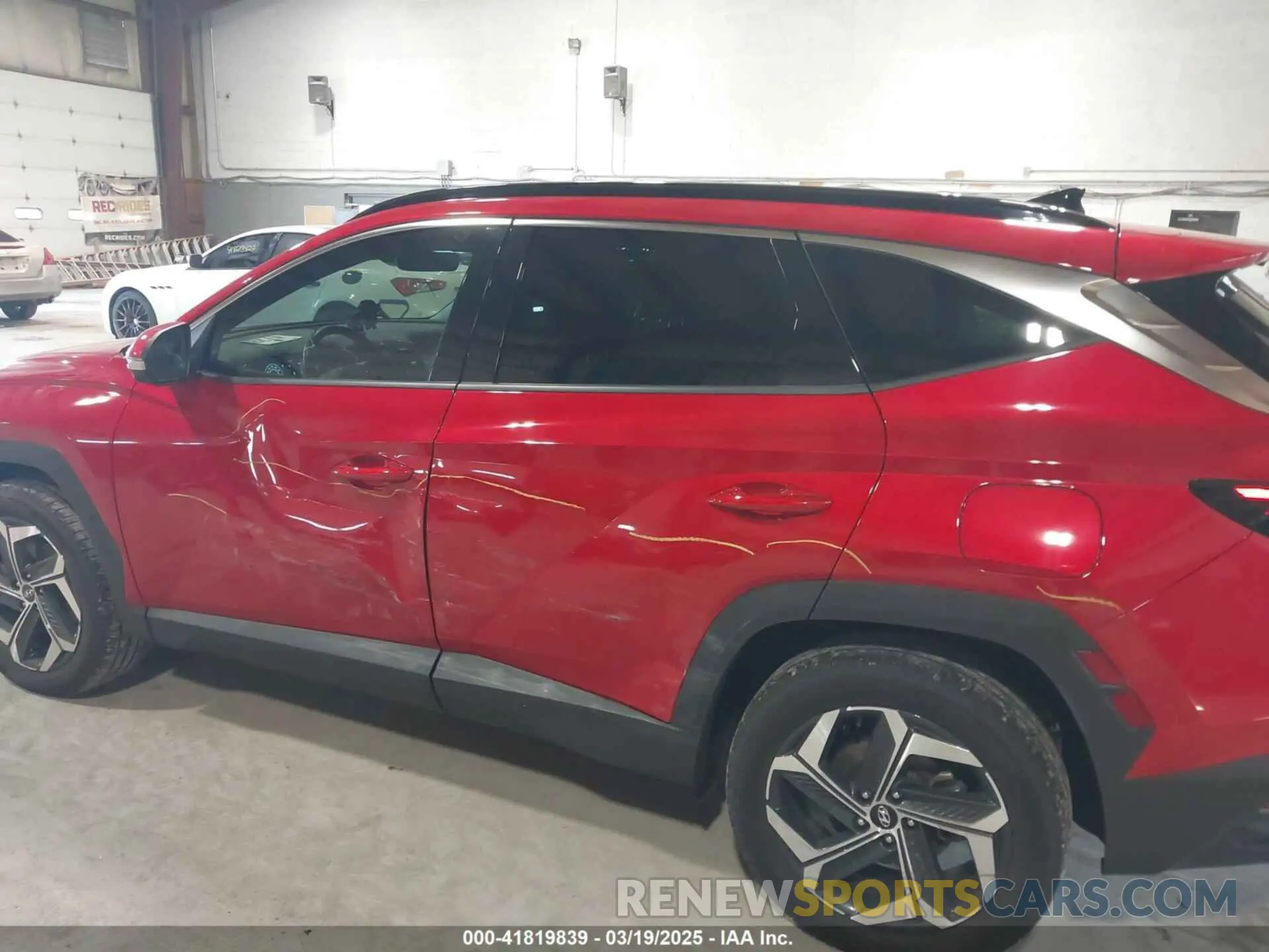 18 Photograph of a damaged car 5NMJECAE5NH080923 HYUNDAI TUCSON 2022