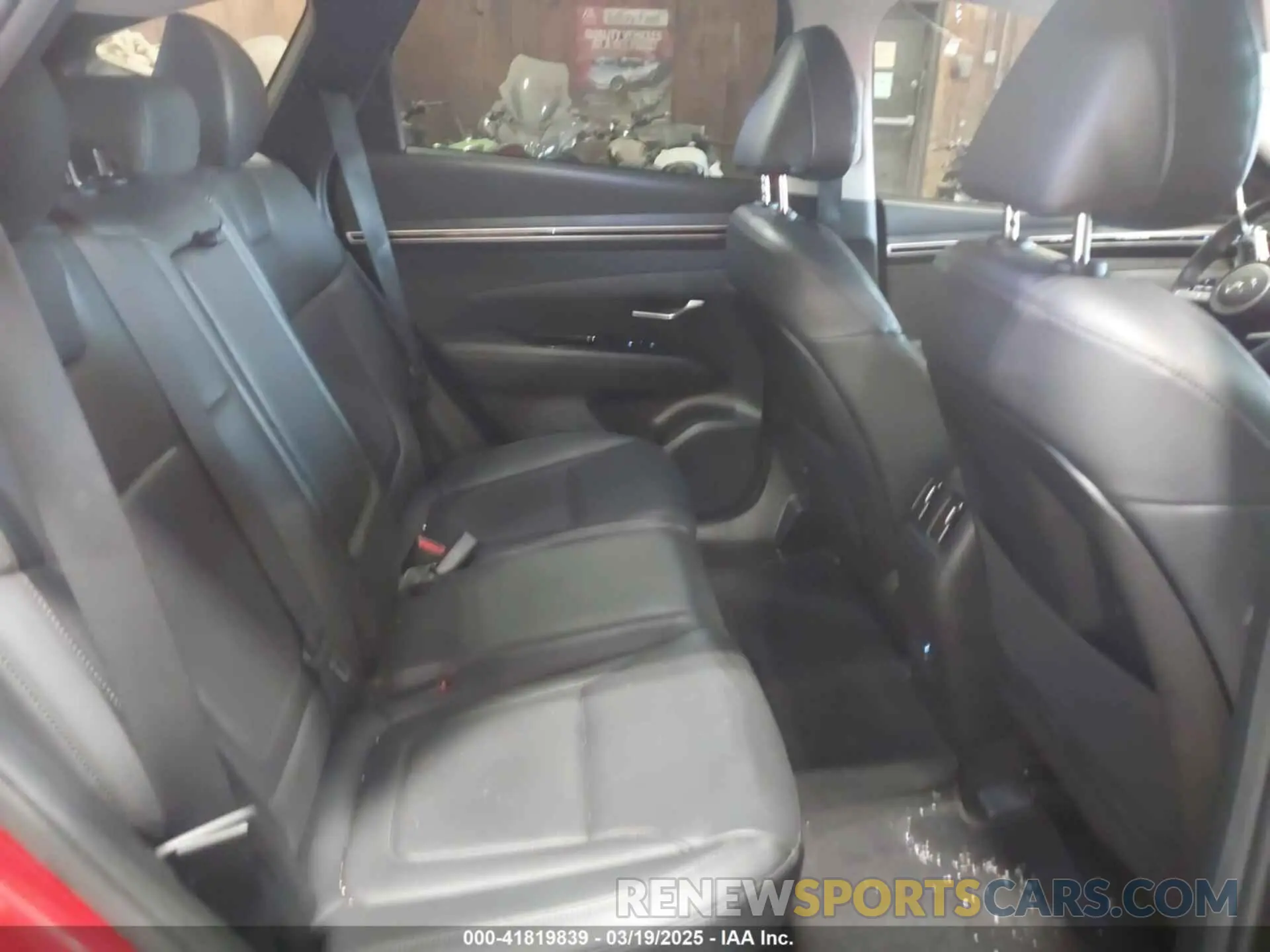 8 Photograph of a damaged car 5NMJECAE5NH080923 HYUNDAI TUCSON 2022