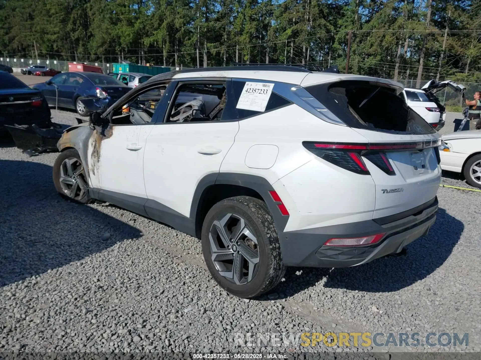3 Photograph of a damaged car 5NMJECAE5NH114388 HYUNDAI TUCSON 2022