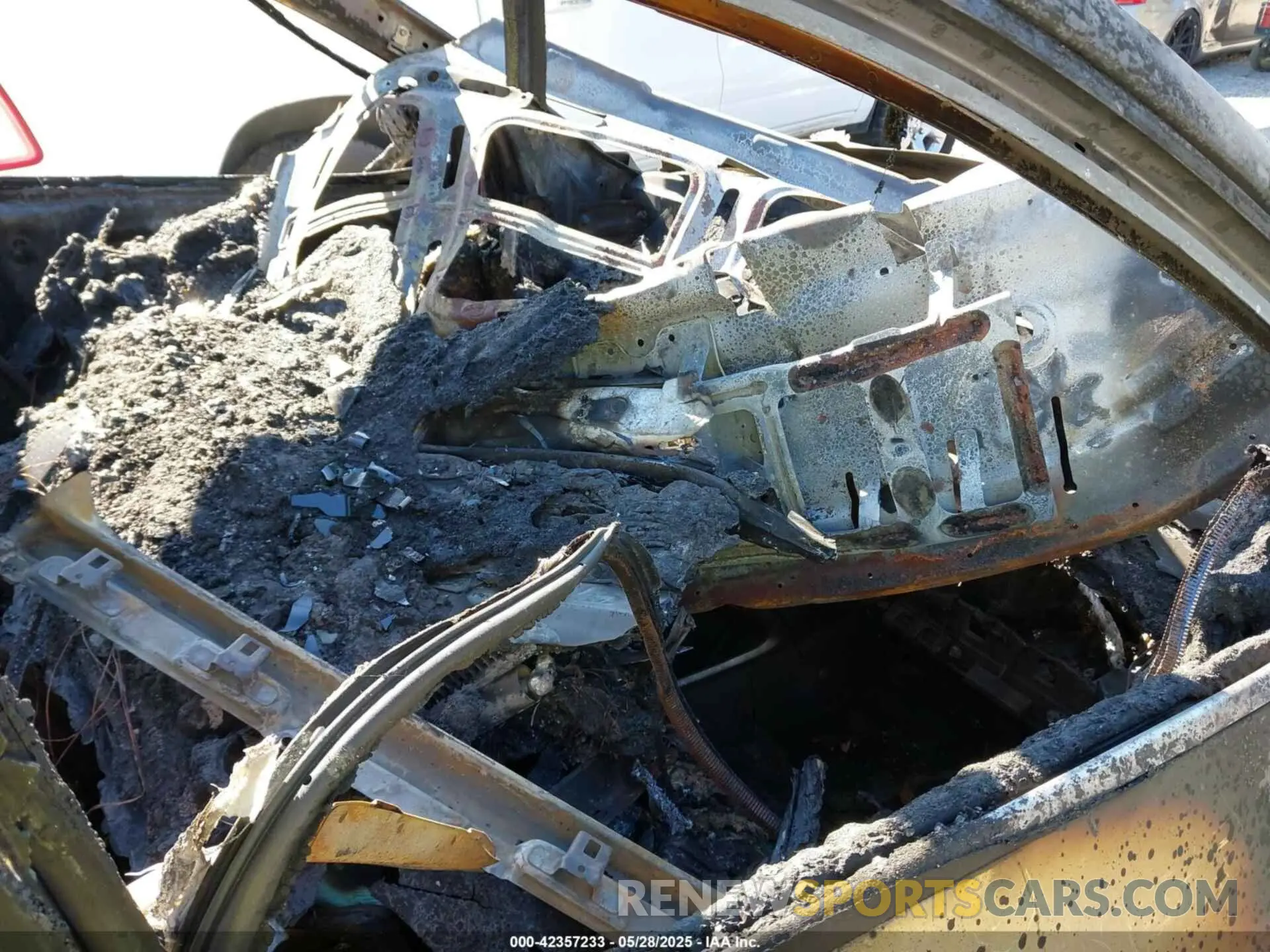 5 Photograph of a damaged car 5NMJECAE5NH114388 HYUNDAI TUCSON 2022