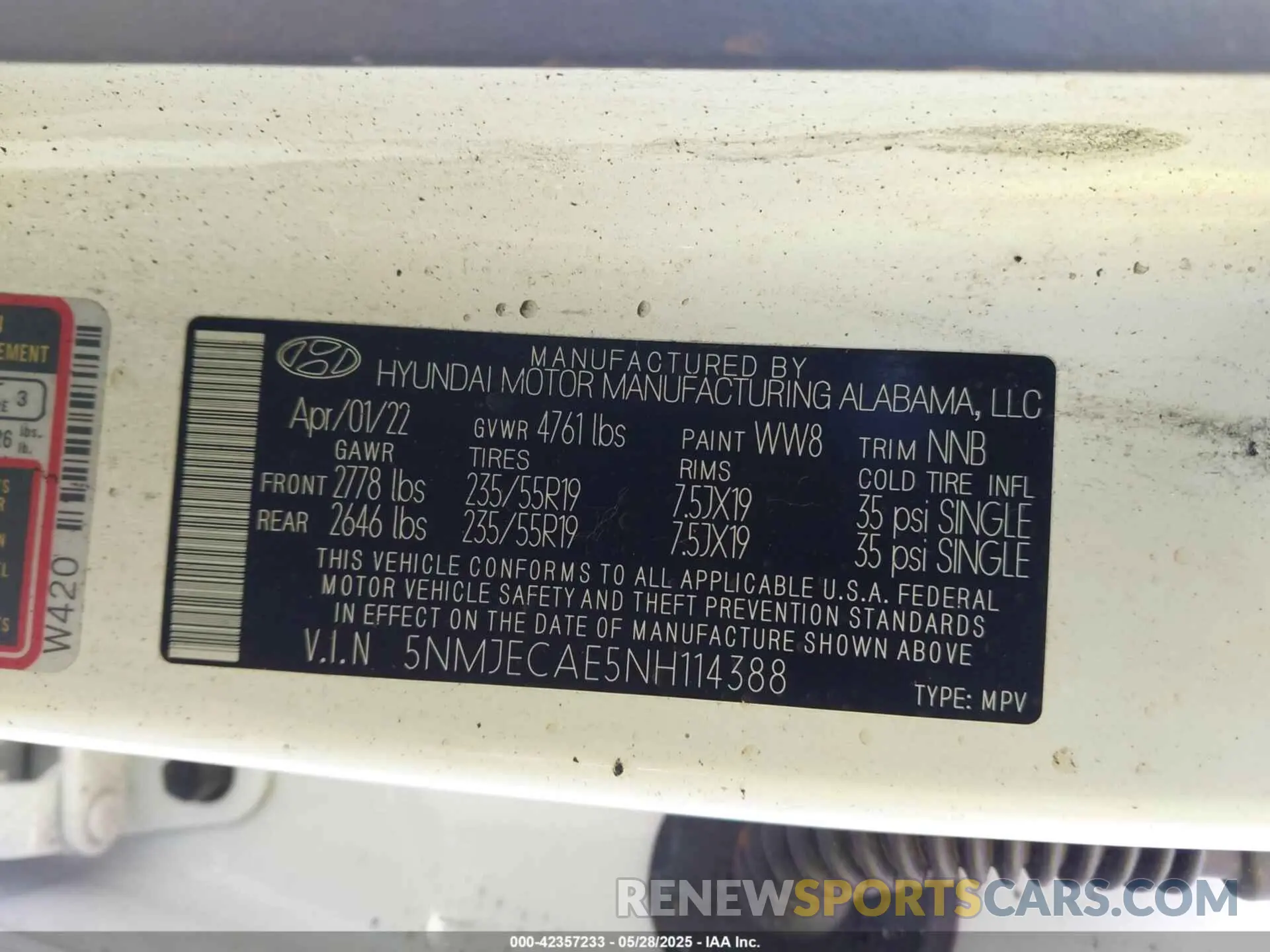 9 Photograph of a damaged car 5NMJECAE5NH114388 HYUNDAI TUCSON 2022