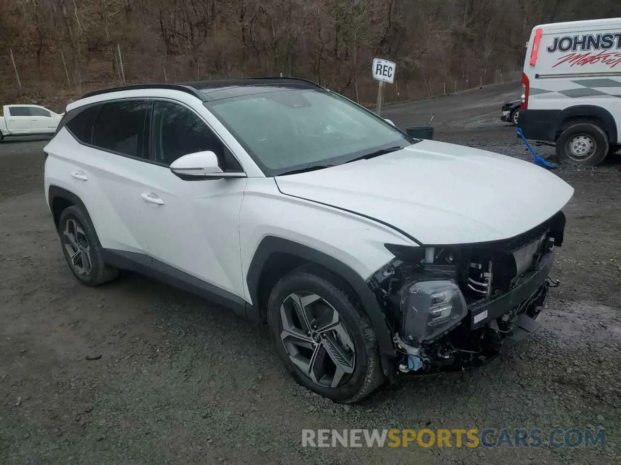 4 Photograph of a damaged car 5NMJECAE6NH030726 HYUNDAI TUCSON 2022