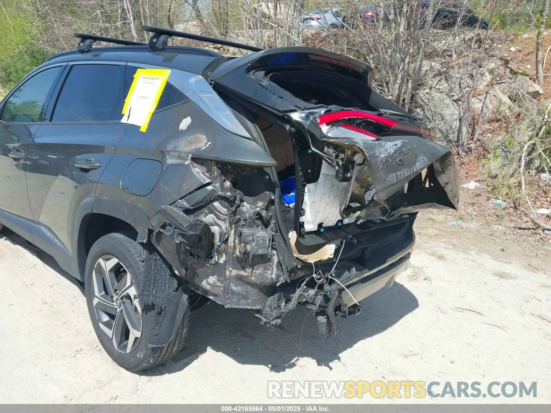 6 Photograph of a damaged car 5NMJECAE6NH156892 HYUNDAI TUCSON 2022