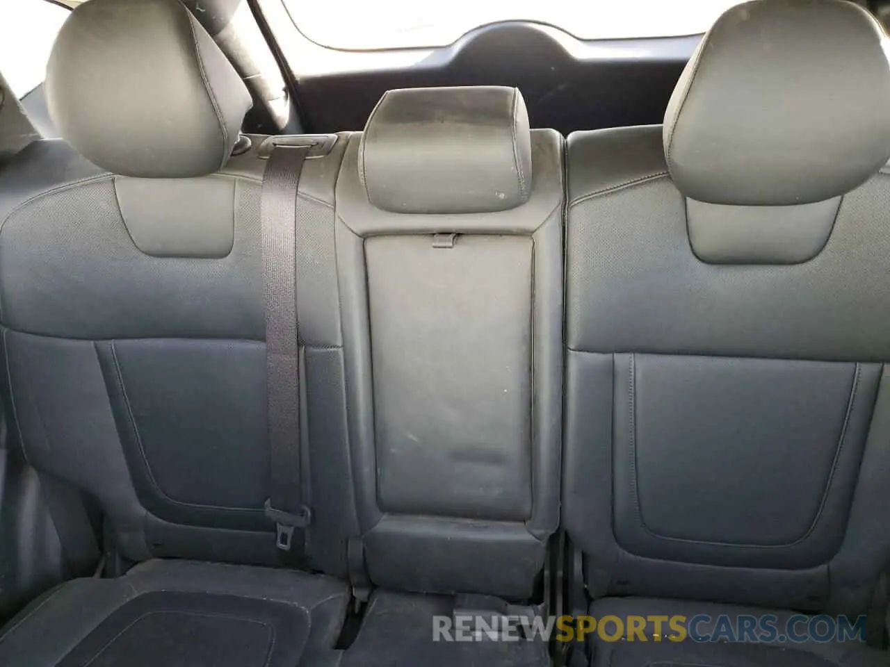 10 Photograph of a damaged car 5NMJECAEXNH050350 HYUNDAI TUCSON 2022
