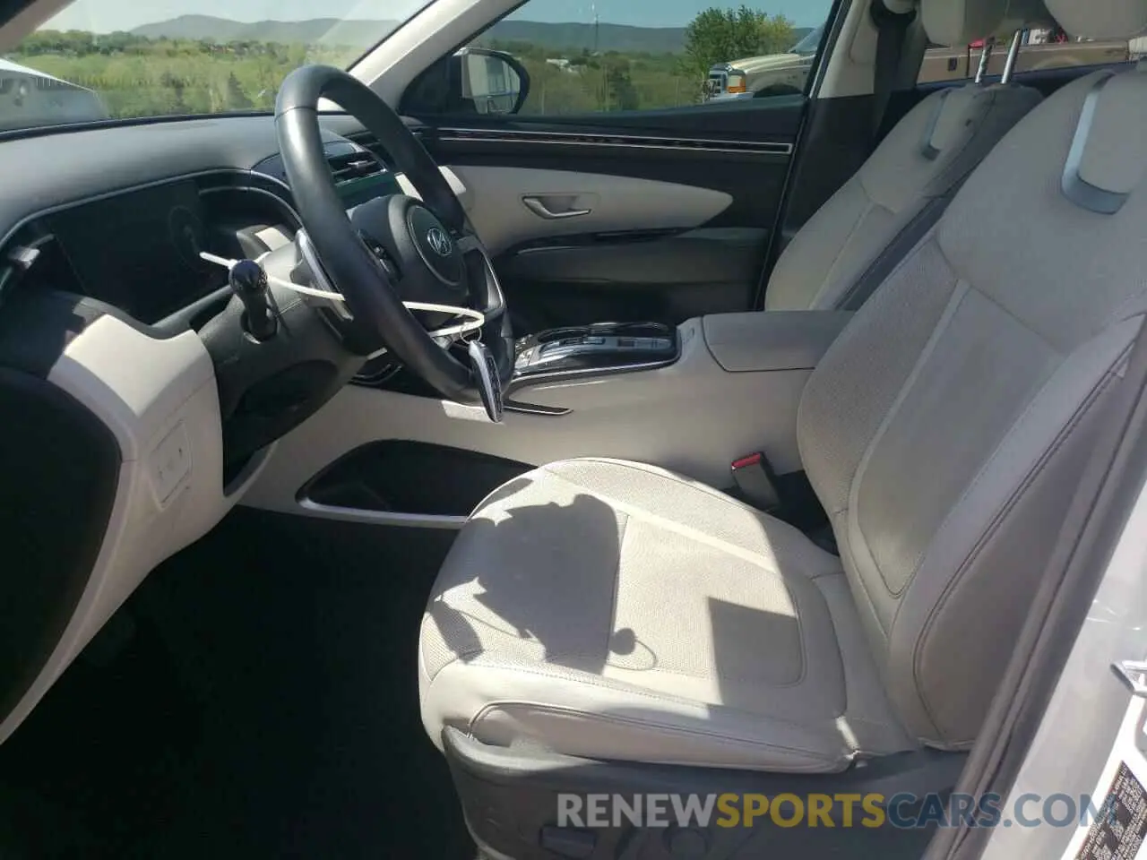 7 Photograph of a damaged car 5NMJECAEXNH058982 HYUNDAI TUCSON 2022