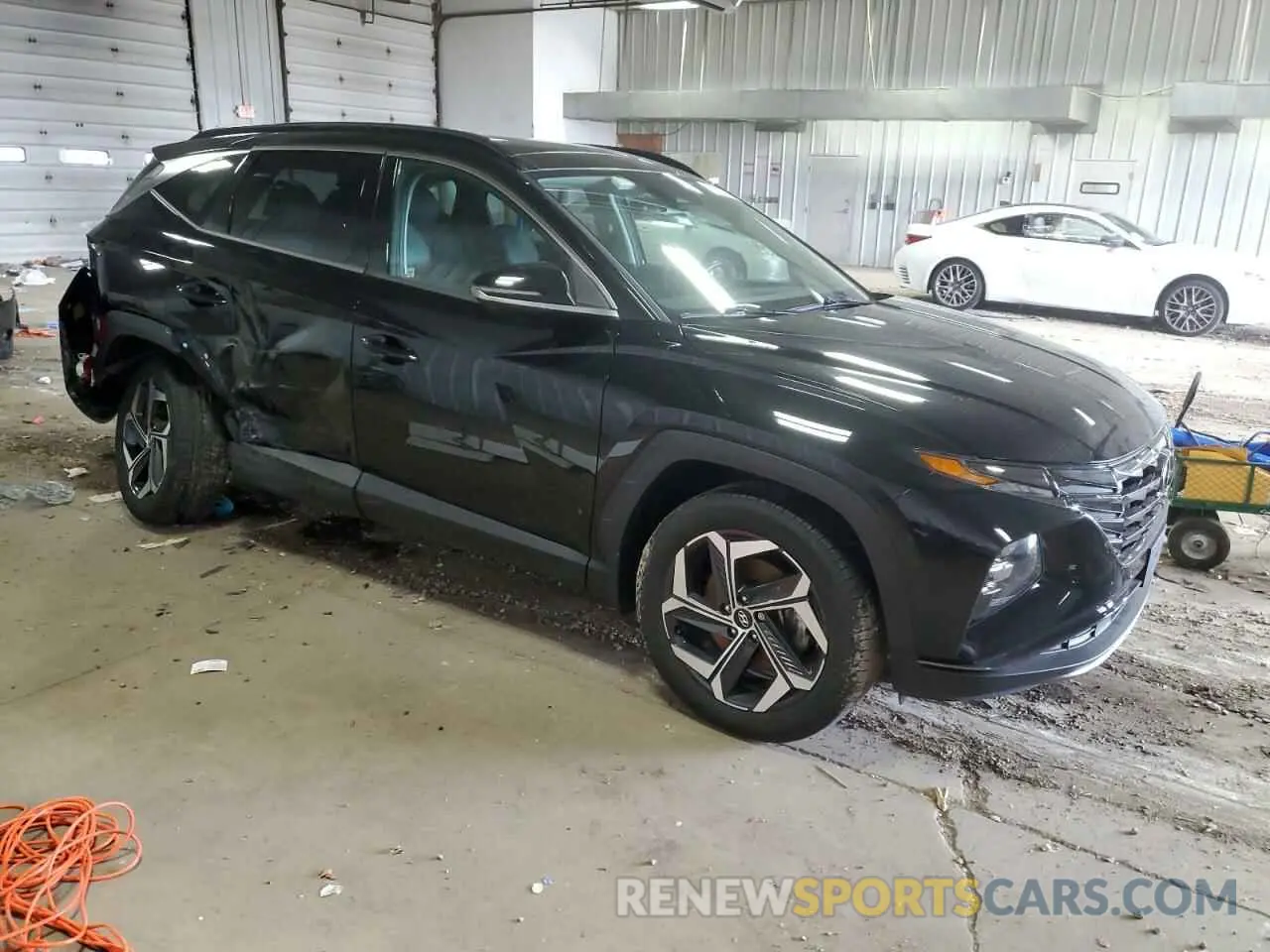 4 Photograph of a damaged car 5NMJECAEXNH061056 HYUNDAI TUCSON 2022