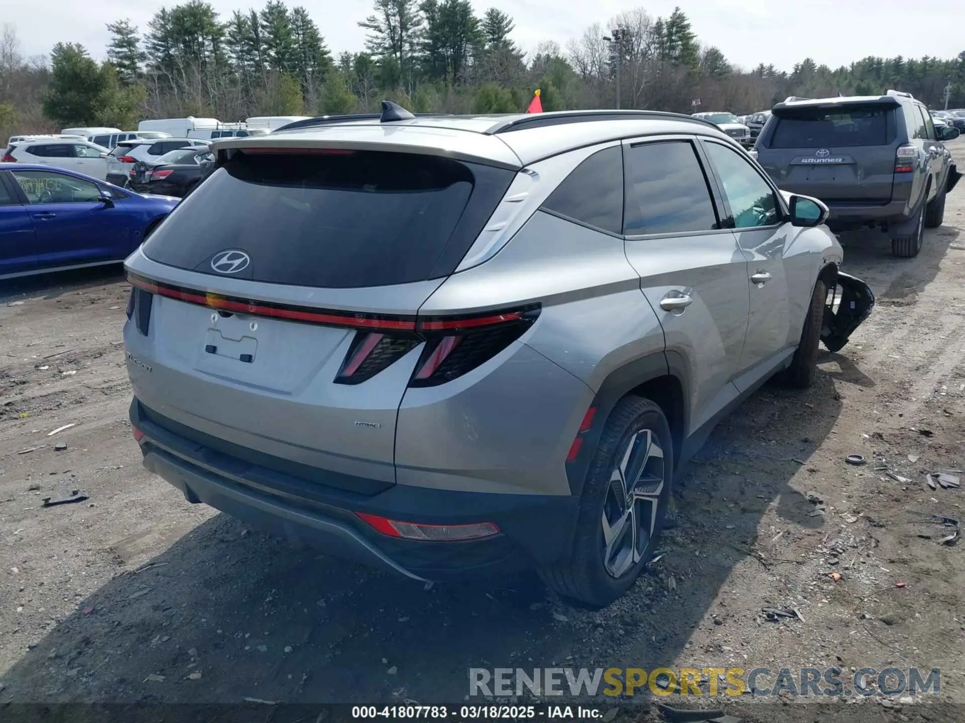 4 Photograph of a damaged car 5NMJECAEXNH106979 HYUNDAI TUCSON 2022