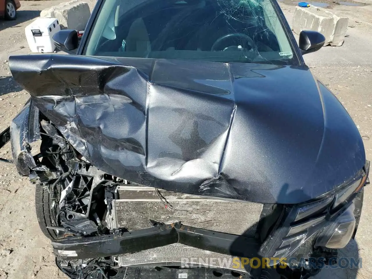 12 Photograph of a damaged car 5NMJF3AE0NH002143 HYUNDAI TUCSON 2022
