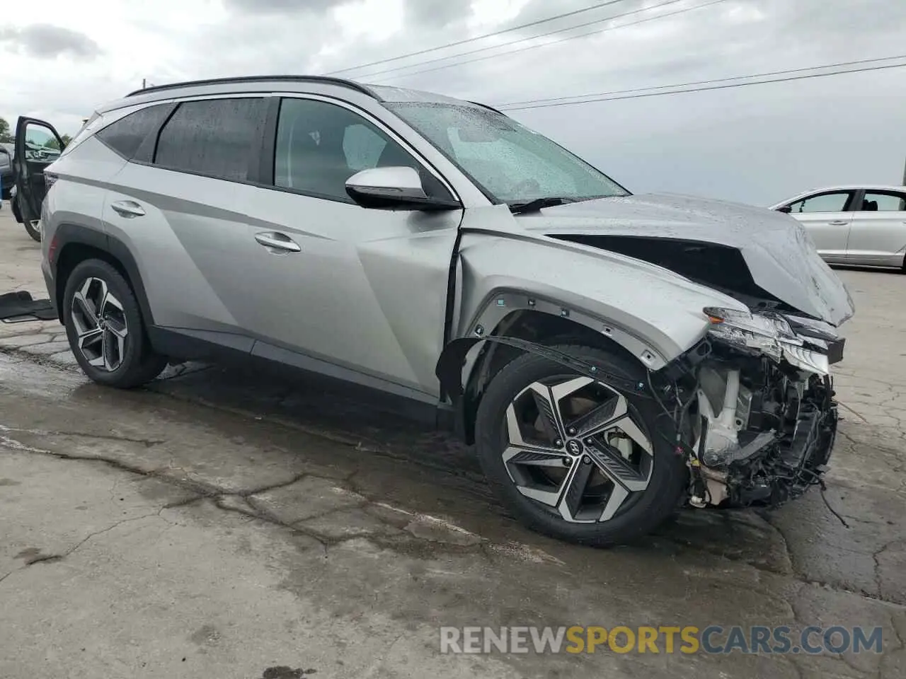 4 Photograph of a damaged car 5NMJF3AE0NH091972 HYUNDAI TUCSON 2022