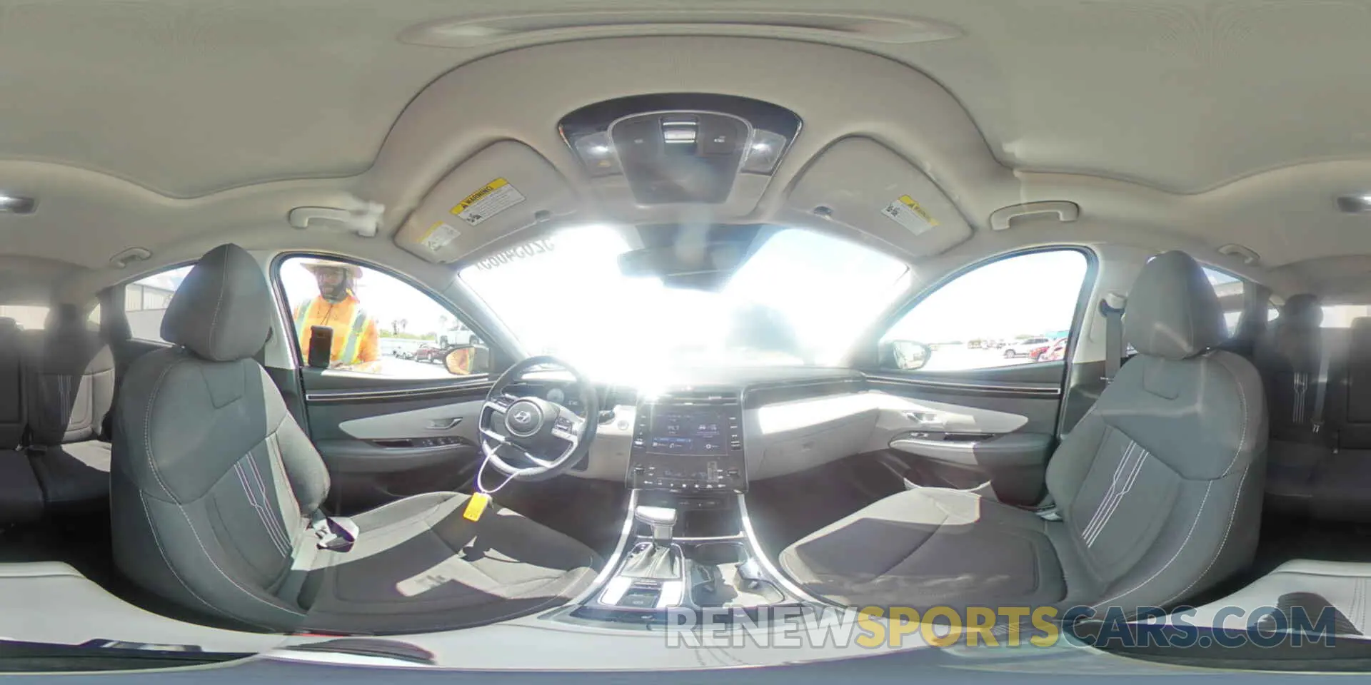 16 Photograph of a damaged car 5NMJF3AE3NH067374 HYUNDAI TUCSON 2022