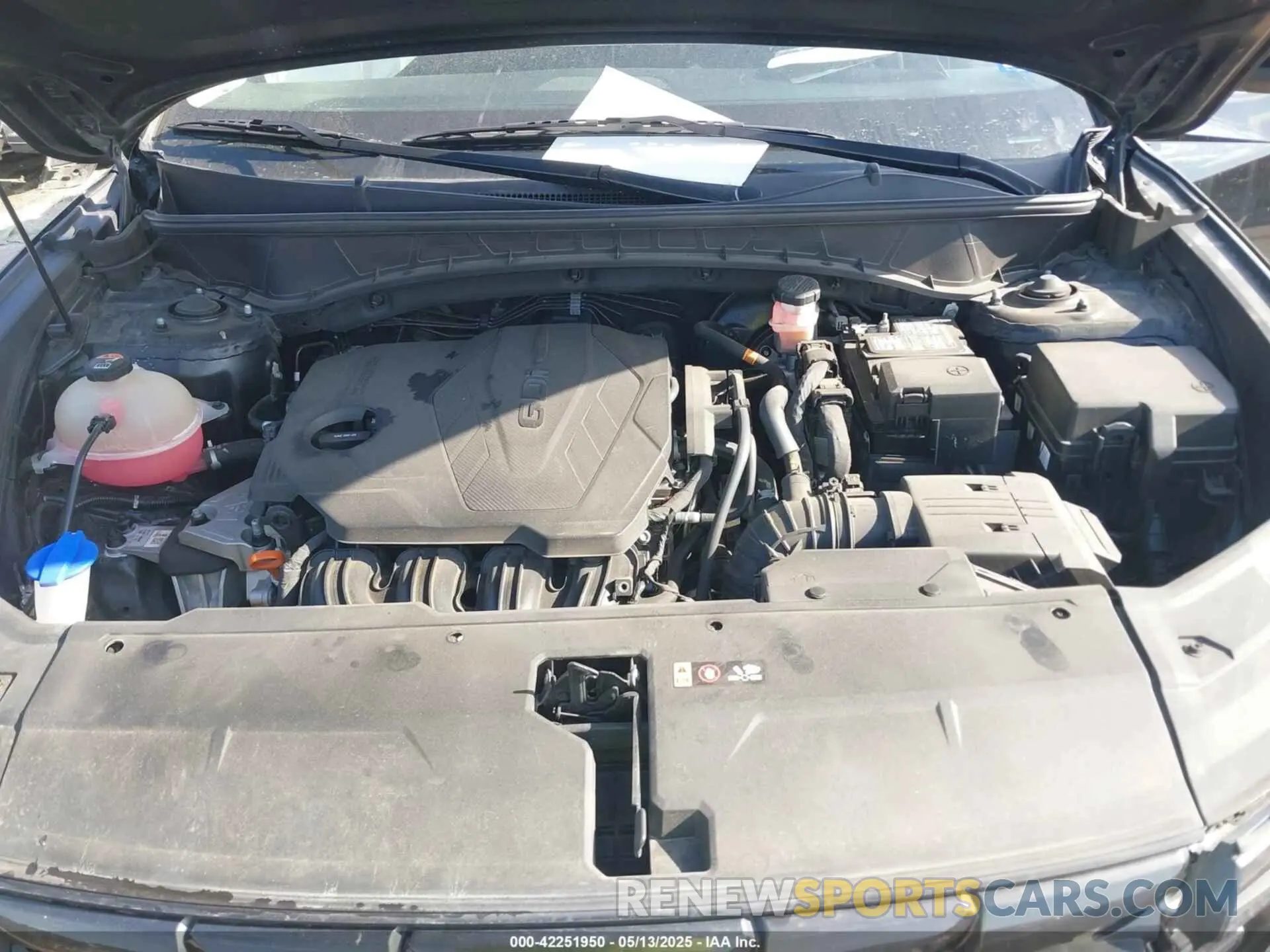 10 Photograph of a damaged car 5NMJF3AE3NH073434 HYUNDAI TUCSON 2022