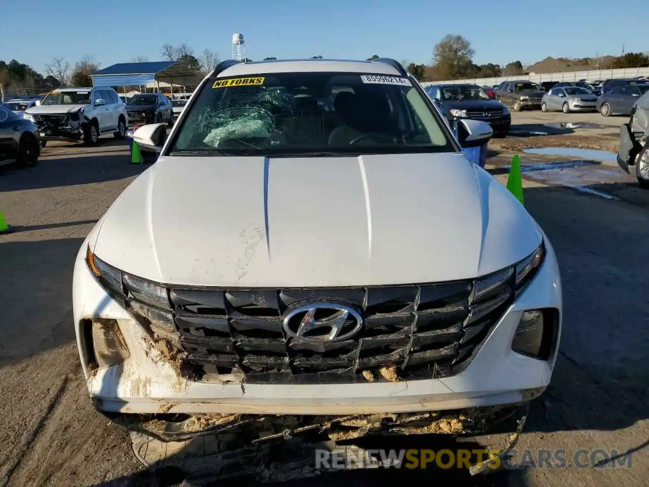 5 Photograph of a damaged car 5NMJF3AE4NH029393 HYUNDAI TUCSON 2022