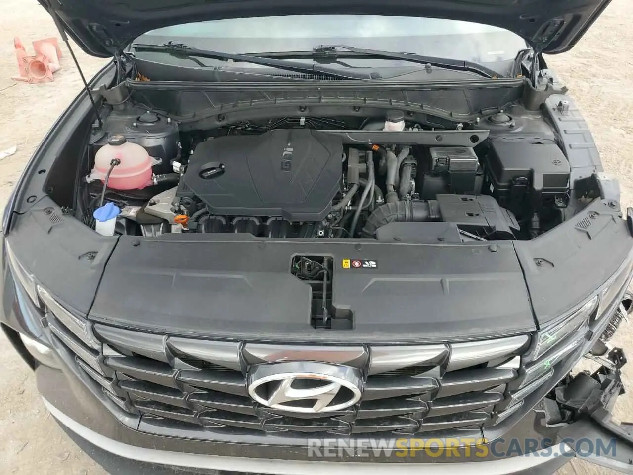 12 Photograph of a damaged car 5NMJF3AE4NH029412 HYUNDAI TUCSON 2022