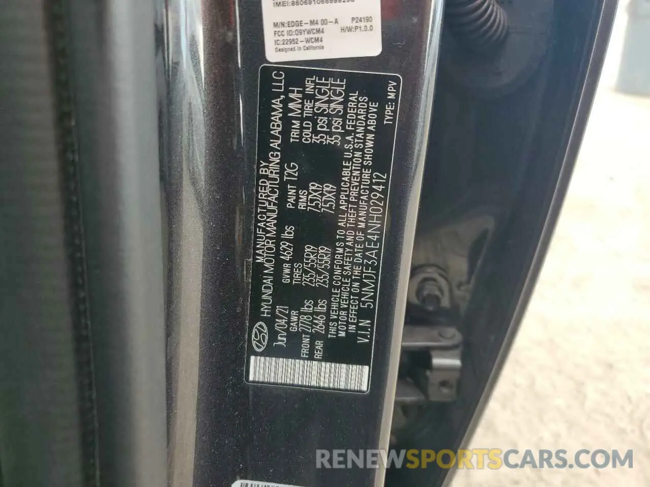 13 Photograph of a damaged car 5NMJF3AE4NH029412 HYUNDAI TUCSON 2022