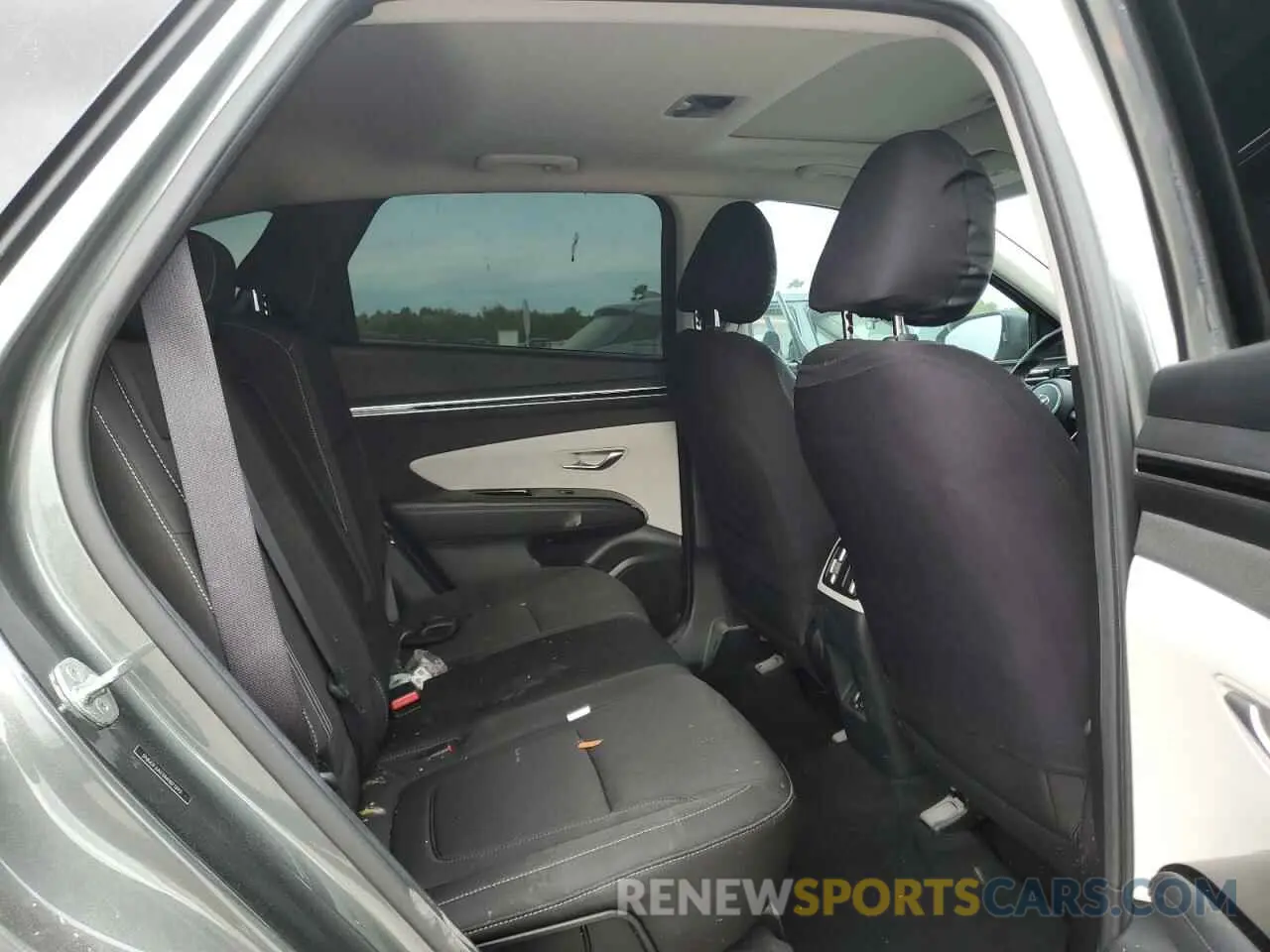 11 Photograph of a damaged car 5NMJF3AE5NH071393 HYUNDAI TUCSON 2022