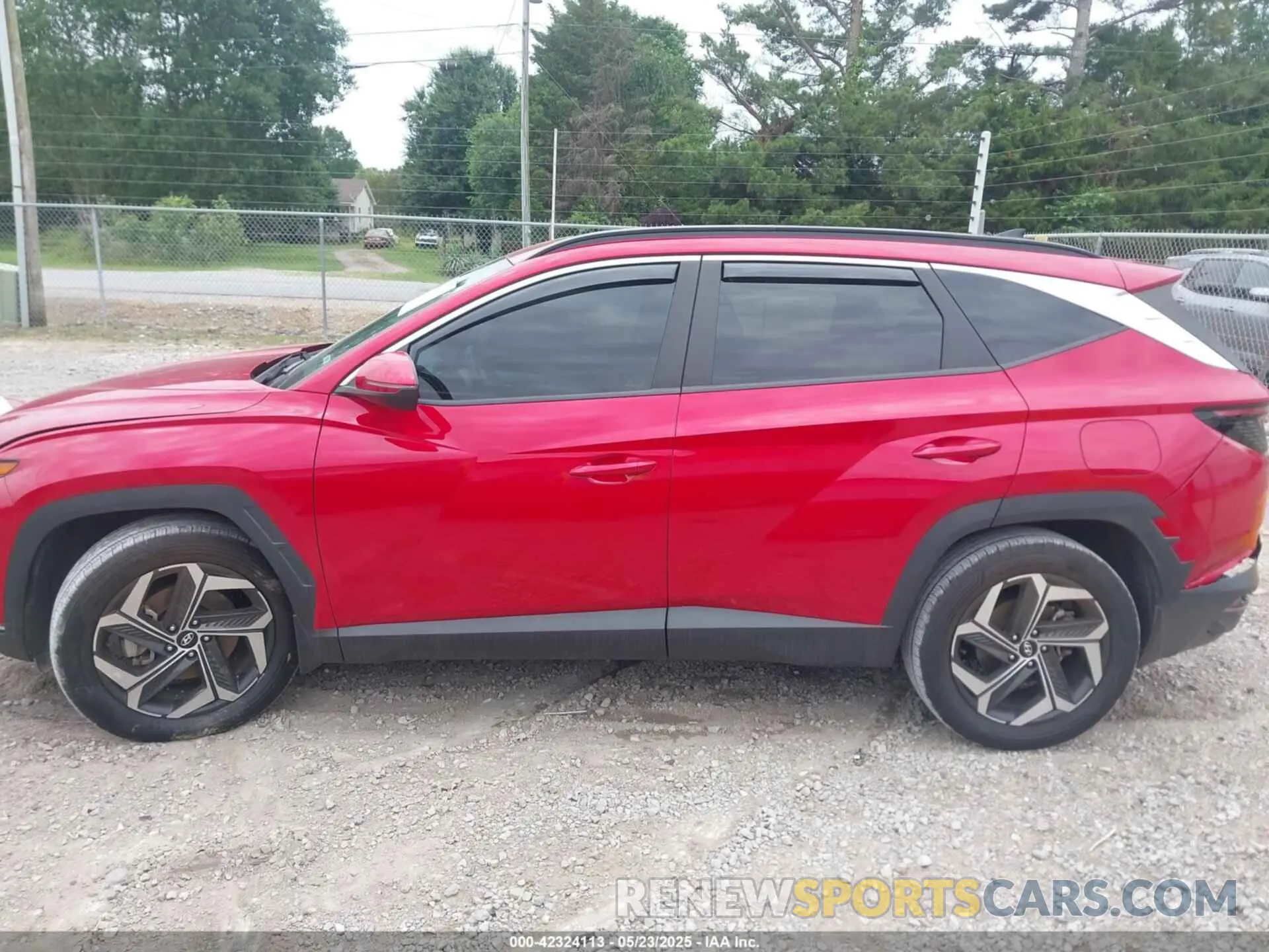 14 Photograph of a damaged car 5NMJF3AE5NH135237 HYUNDAI TUCSON 2022
