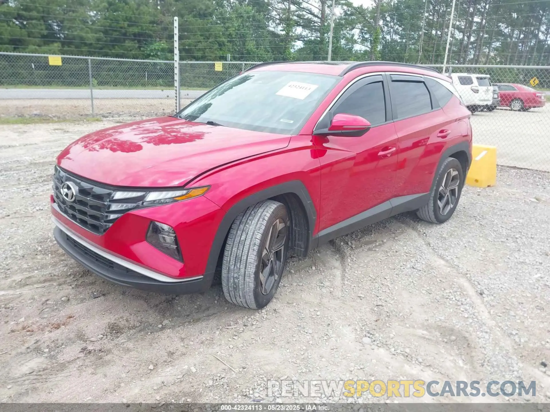 2 Photograph of a damaged car 5NMJF3AE5NH135237 HYUNDAI TUCSON 2022