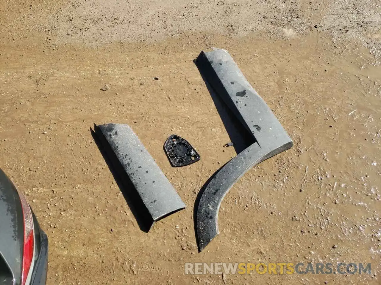 12 Photograph of a damaged car 5NMJF3AE6NH128992 HYUNDAI TUCSON 2022
