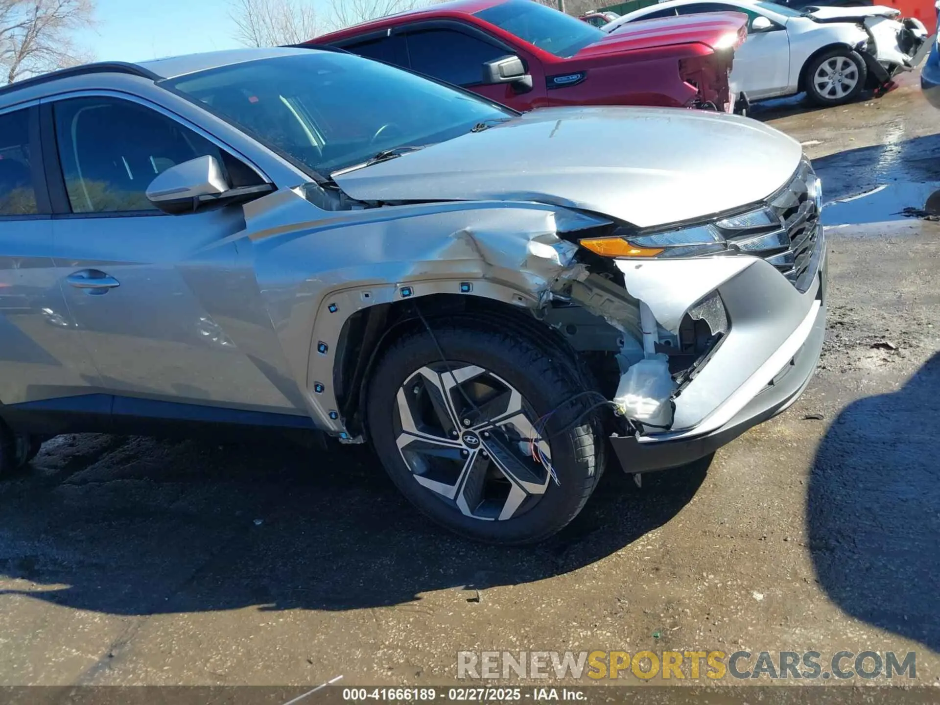 6 Photograph of a damaged car 5NMJF3AE8NH047847 HYUNDAI TUCSON 2022